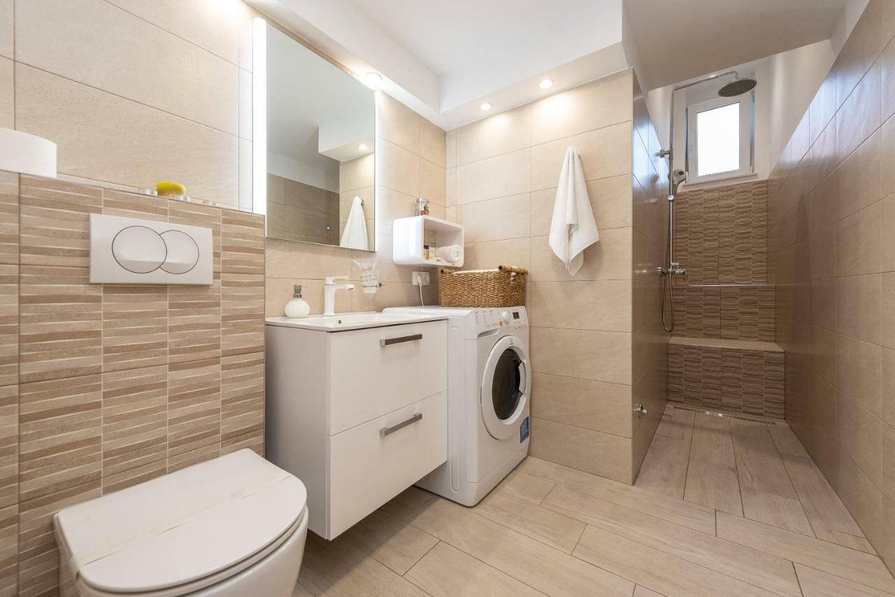 Apartments Luky ザダル エクステリア 写真